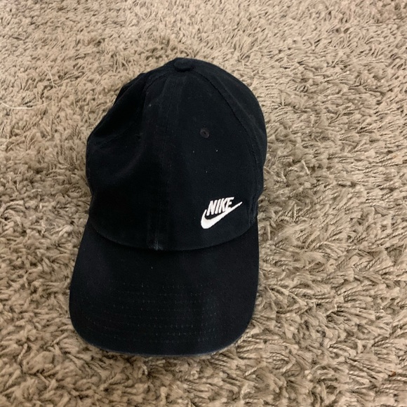 Hats. - Picture 8 of 16